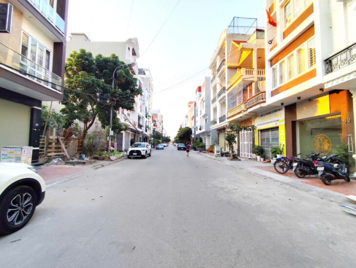 Bán nhà lô 14 Lê Hồng Phong, DT 60m 5 tầng, Thang Máy, đường 15m, Giá 9.2 tỉ