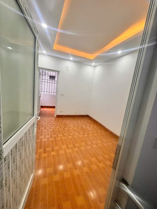 Cần Bán Nhà Đông Thiên, 23m 4 Tầng 3 Ngủ, Giá 3.2 Tỷ Sổ Chung Phôi Riêng