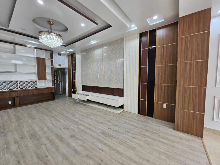 Bán nhà tuyến 2 Quán Nam, 73m 3 tầng, đường 8m, Giá 5.4 tỉ