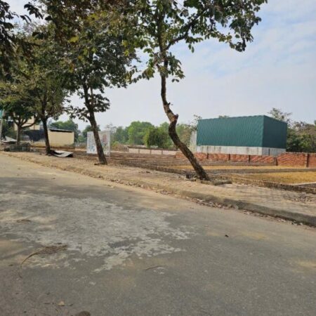 Bán đất tái định cư Vai Réo Phú Cát đường 3 ôtô vỉa hè rộng ngõ thông KD nhỉnh 3tỷ