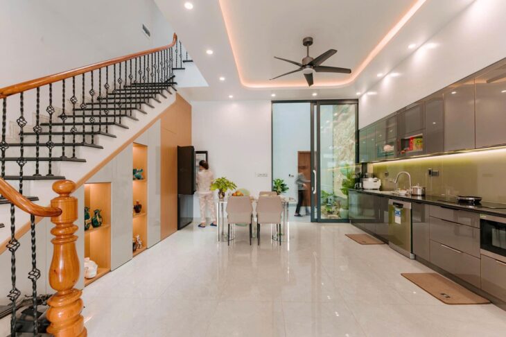 BÁN NHÀ ĐẸP LONG BIÊN, GẦN AEON MALL, ĐÓN TẾT AN KHANG, CHỈ HƠN 5 TỶ