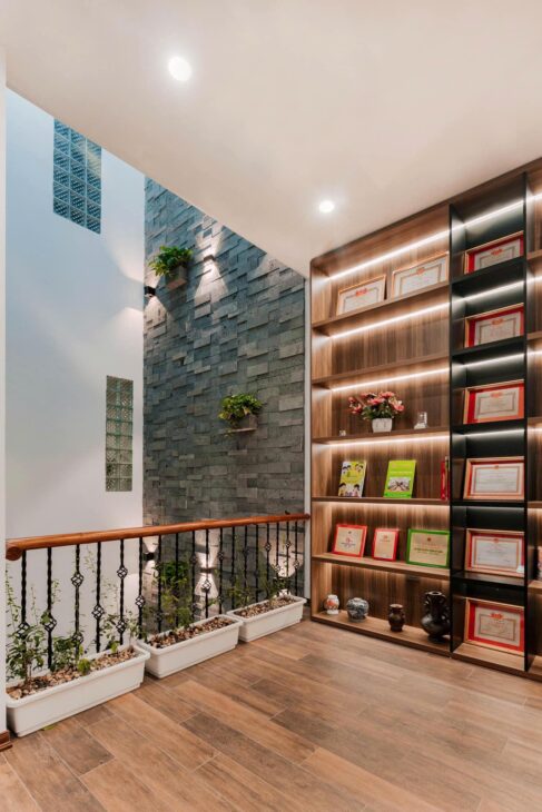 BÁN NHÀ ĐẸP LONG BIÊN, GẦN AEON MALL, ĐÓN TẾT AN KHANG, CHỈ HƠN 5 TỶ