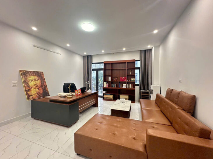 Bán liền kề Hoàng Huy Mall – Võ Nguyên Giáp, 68m 4 tầng, full đồ, Giá 9.6 tỉ vị trí tuyến 2