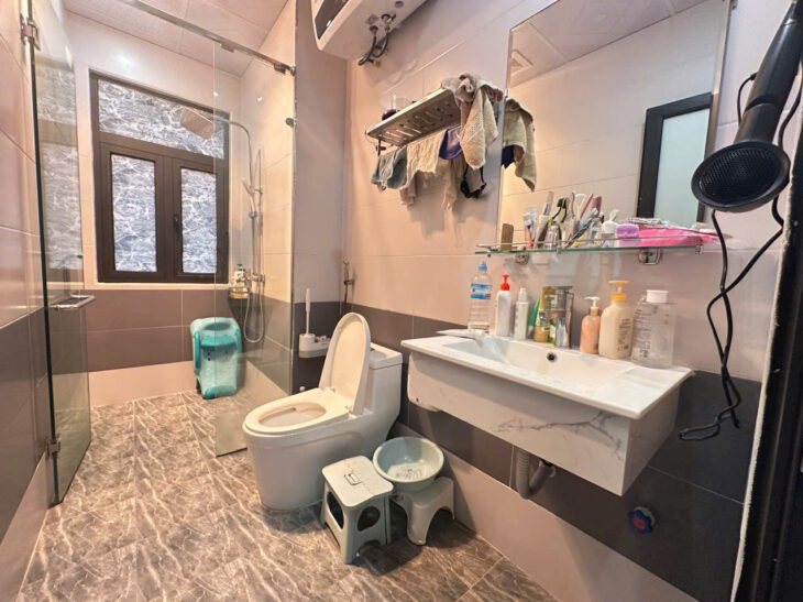 Bán liền kề Hoàng Huy Mall – Võ Nguyên Giáp, 68m 4 tầng, full đồ, Giá 9.6 tỉ vị trí tuyến 2