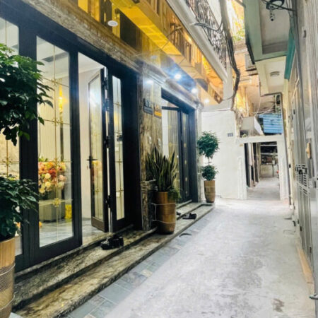 NHÀ MỚI THANH NHÀN – DT 47M2 x 6T – MT 4M – 9.5 TỶ – THANG MÁY- NGÕ Ô TÔ DỪNG ĐỖ 24/7