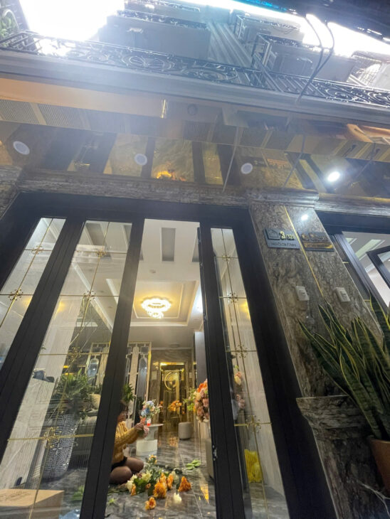 NHÀ MỚI THANH NHÀN – DT 47M2 x 6T – MT 4M – 9.5 TỶ – THANG MÁY- NGÕ Ô TÔ DỪNG ĐỖ 24/7