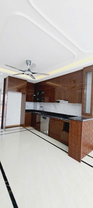 Bán siêu phẩm nhà kim đồng giáp bát 7 tầng thang máy long lanh 2 vải hè kinh doanh hoàng mai