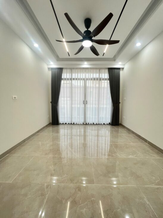 Bán gấp nhà riêng đẹp Vừa ở Vừa cho thuê căn hộ tại Ngõ 217 Đê La Thành, Đống Đa, Hà Nội, 25,9 tỷ,