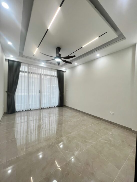 Bán gấp nhà riêng đẹp Vừa ở Vừa cho thuê căn hộ tại Ngõ 217 Đê La Thành, Đống Đa, Hà Nội, 25,9 tỷ,