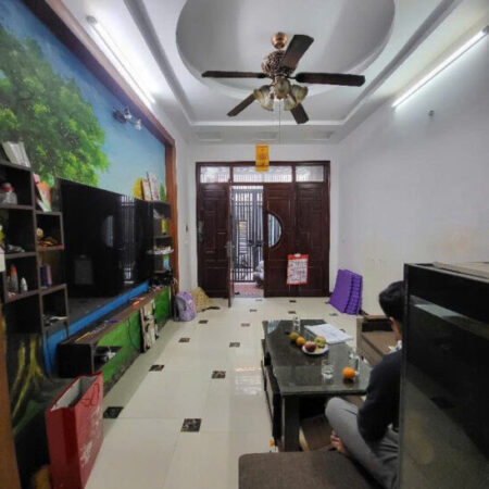 Bán nhà vĩnh hưng 5 tầng long lanh ở ngay hoàng mai