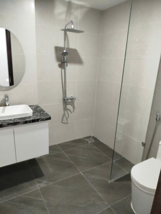 NHÀ MỚI FULL NỘI THẤT GẦN AEON MALL LONG BIÊN