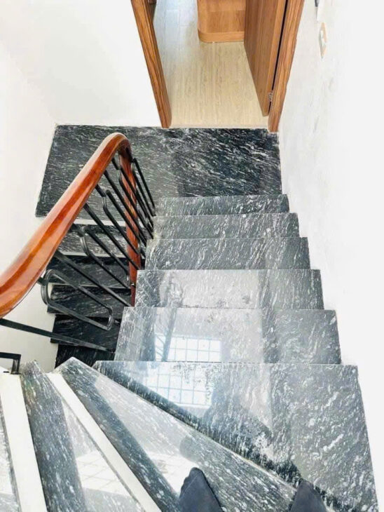 Bán nhà 5 tầng 3 ngủ cực đẹp uy tín Văn Chương, Đống Đa