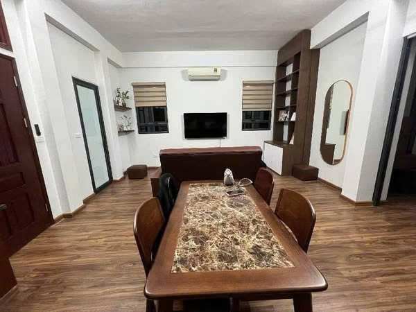 Bán gấp nhà riêng 4 Tầng 105m2, 22 tỷ, Mặt Ngõ 81 Thái Thịnh, Q.Đống Đa, HN Vừa ở ừa kinh doanh