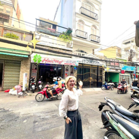 BÁN CHDV 5 TẦNG MẶT TIỀN XÓM CHIẾU, QUẬN 4-NGANG HIẾM 5,15*17,5M