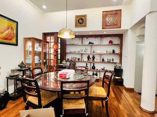 Bán nhà Linh Lang 85m 5 tầng mặt tiền 6,7m ô tô tránh giá 42.5 tỷ Bán nhà Linh Lang 85m 5 tầng mặt tiền 6,7m ô tô tránh giá 42.5 tỷ