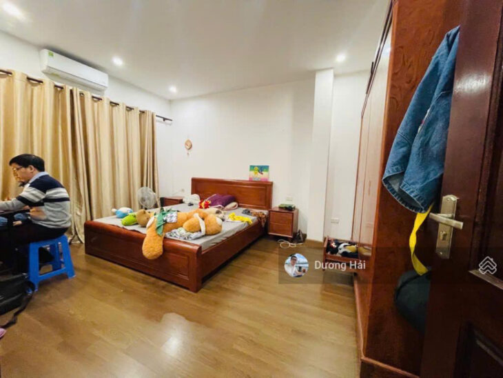 Bán nhà Nghĩa Đô – Hoàng Quốc Việt – DT 79m2 – MT 10m – Ô tô KDVP Cạnh Starlake