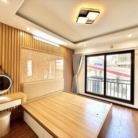 Bán nhà Đông Thiên giá 6.8 tỷ, diện tích 40m2, 5 tầng, mặt tiền 4m Bán nhà Đông Thiên giá 6.8 tỷ, diện tích 40m2, 5 tầng, mặt tiền 4m