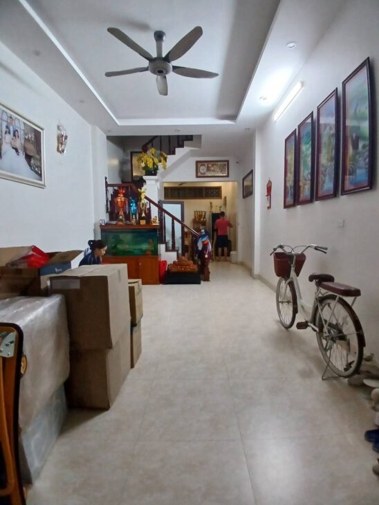 Bán nhà Tô Hiệu giá 8.95 tỷ, diện tích 45m2, 3 tầng, mặt tiền 5m