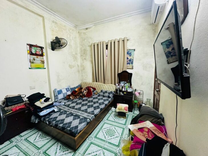 Bán nhà Lĩnh Nam giá 9 tỷ, diện tích 64m2, 4 tầng, mặt tiền 5.5m