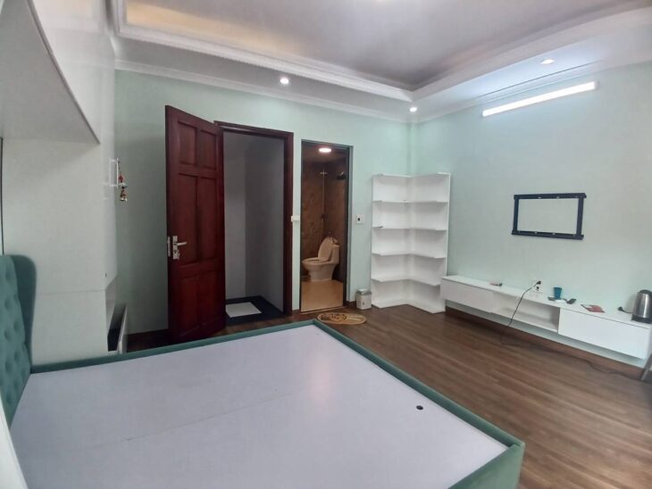 Bán nhà Trần Phú giá 6.95 tỷ, diện tích 30m2, 5 tầng, mặt tiền 4.15m