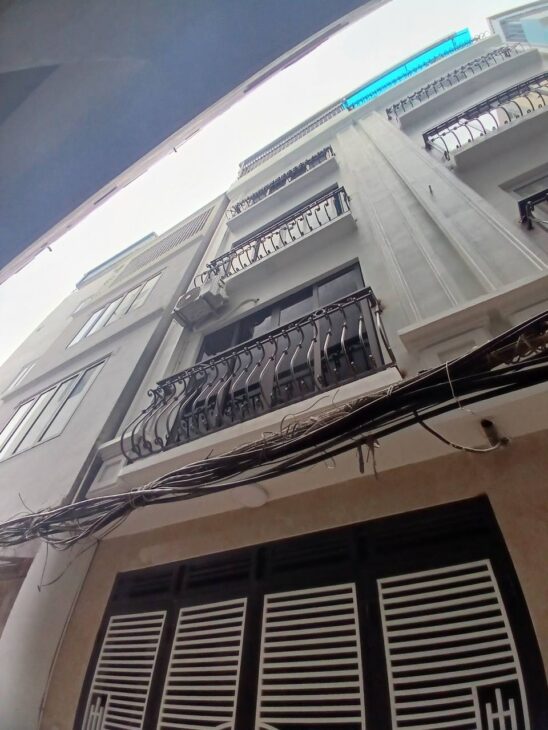Bán nhà Phố Lụa giá 6.7 tỷ, diện tích 30m2, 5 tầng, mặt tiền 4m