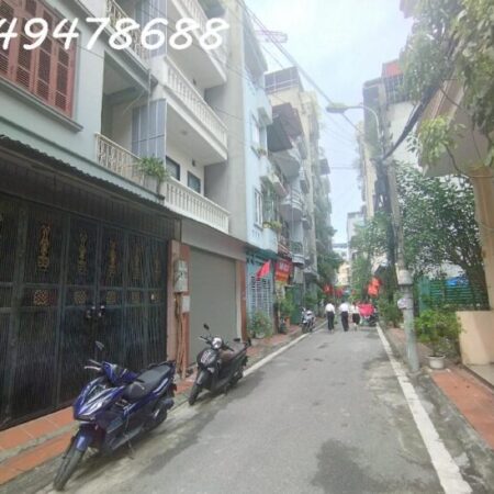 TRẦN CUNG – Ô TÔ TRÁNH – VỈA HÈ – 4 TẦNG MT 4.5M