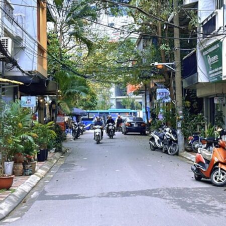 PHÂN LÔ HUỲNH THÚC KHÁNG – 44M2 x 7T – 18 TỶ – VỈA HÈ – ĐƯỜNG Ô TÔ TRÁNH – KINH DOANH SIÊU TỐT