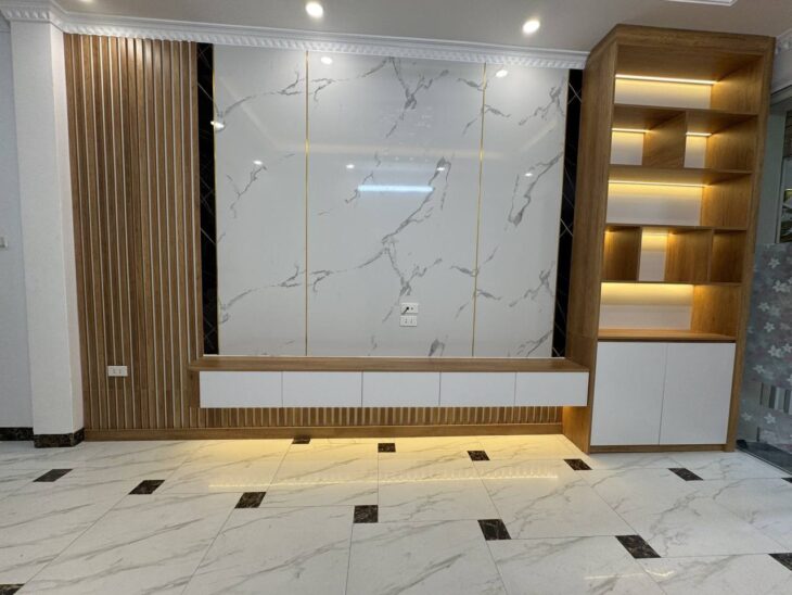 Bán nhà Giáp Nhị giá 5.6 tỷ, diện tích 30m2, 5 tầng, mặt tiền 3.5m