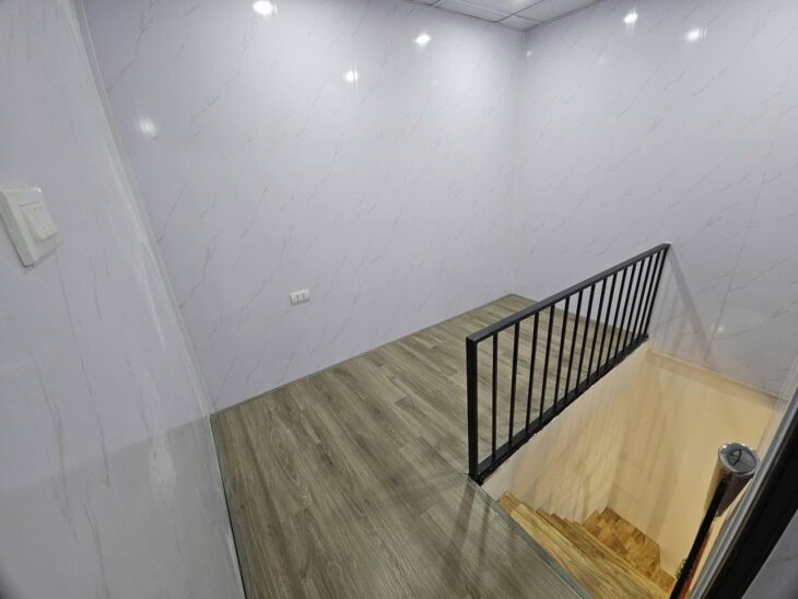 Bán nhà Đông Thiên giá 1.5 tỷ, diện tích 20m2, 2 tầng, mặt tiền 3.5m