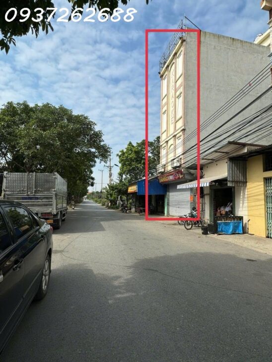 [Rẻ] Kinh Doanh Karaoke Phù Chuẩn Từ Sơn, Bắc Ninh 100m2 4 Phòng Chỉ 9,3 tỷ