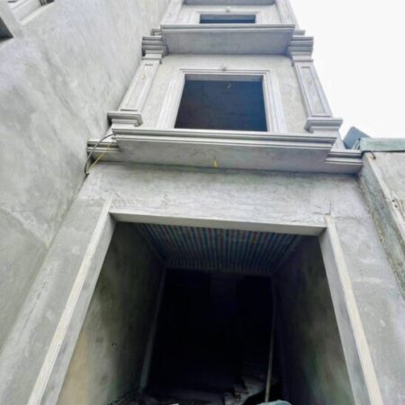 Bán nhà Đông Thiên giá 5.5 tỷ, diện tích 30m2, 5 tầng, mặt tiền 4.5m Bán nhà Đông Thiên giá 5.5 tỷ, diện tích 30m2, 5 tầng, mặt tiền 4.5m