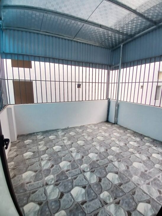 Bán nhà Phố Lụa giá 6.7 tỷ, diện tích 30m2, 5 tầng, mặt tiền 4m