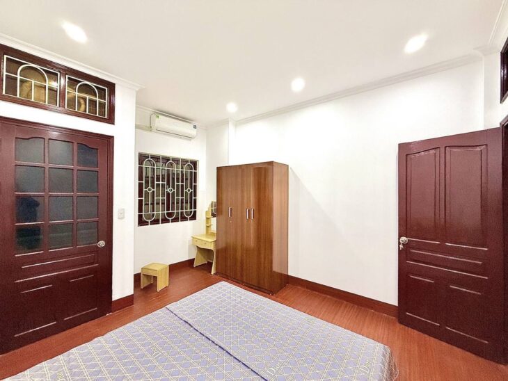 Bán nhà Khương Trung giá 6.8 tỷ, diện tích 32m2, 4 tầng, mặt tiền 3.5m