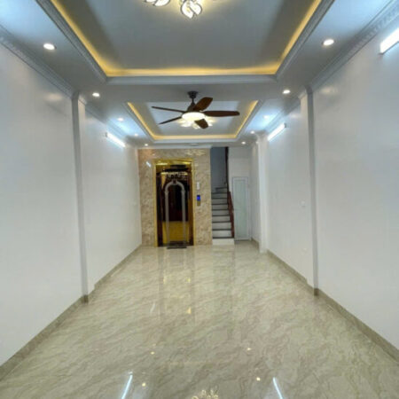 Bán nhà 6 tầng x thang máy đẹp ô tô đỗ cửa tại Đê La Thành – Đống Đa Bán nhà 6 tầng x thang máy đẹp ô tô đỗ cửa tại Đê La Thành – Đống Đa