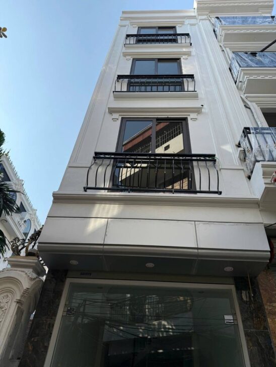 Bán nhà Mậu Lương giá 8.7 tỷ, diện tích 33m2, 5 tầng, mặt tiền 3m