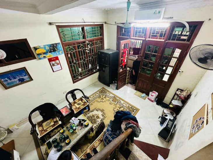 Bán nhà Lĩnh Nam giá 9 tỷ, diện tích 64m2, 4 tầng, mặt tiền 5.5m