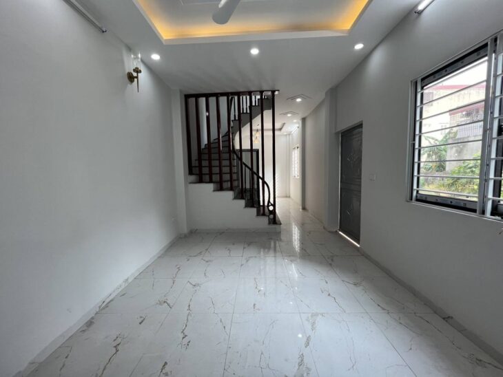 Bán nhà Hoà Bình-Yên Nghĩa giá 4.7 tỷ, diện tích 38m2, 4 tầng, mặt tiền 5m