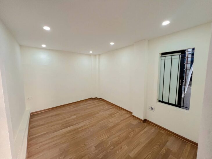 Bán nhà Khương Trung giá 3.65 tỷ, diện tích 28m2, 3 tầng, mặt tiền 4.5m