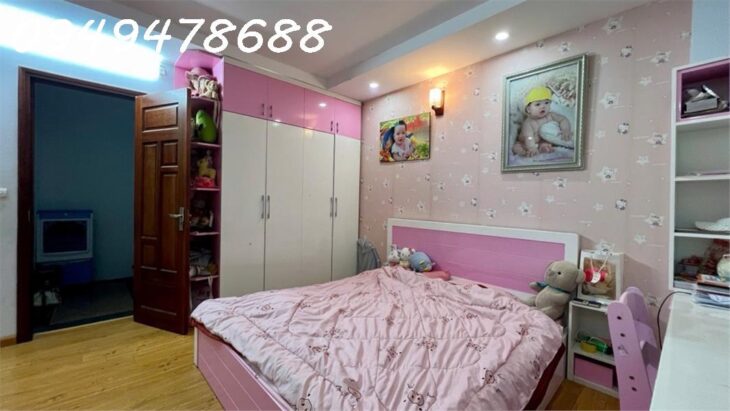 BÁN NHÀ PHẠM VĂN ĐỒNG LÔ GÓC MT 5M