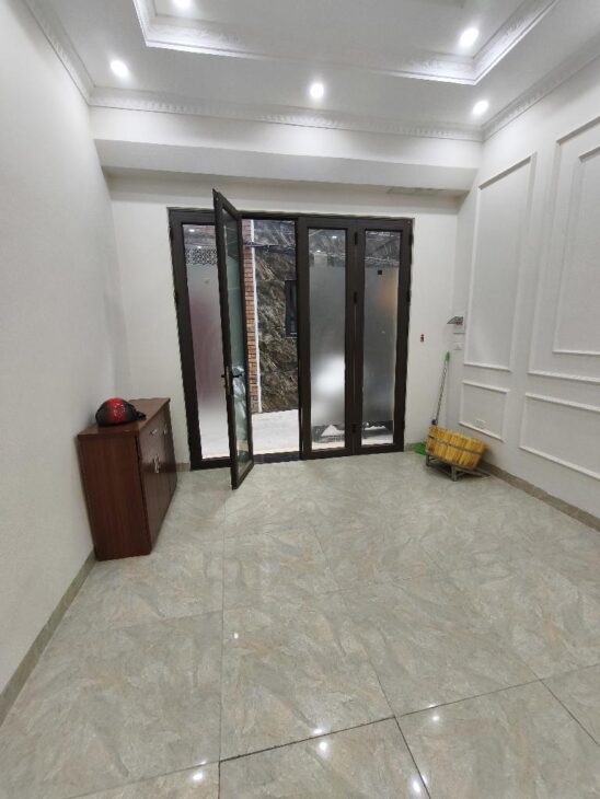 HIẾM HIẾM NHÀ 3 TẦNG NGỌC LÂM- GIÁ NHỈNH 4 TY