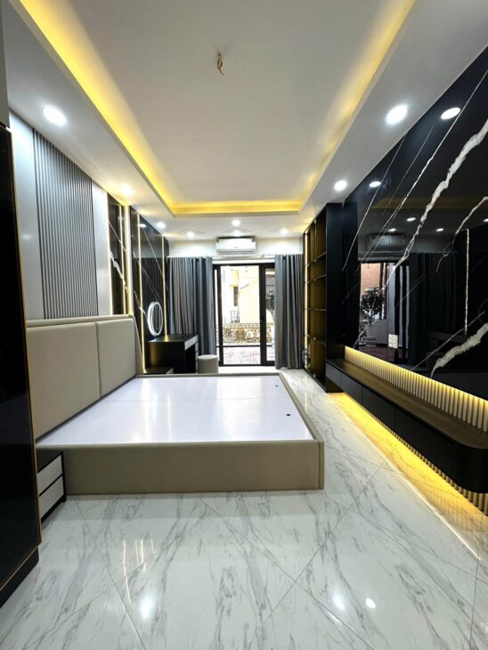 PHÂN LÔ PHỐ 8/3 – 83M2 x 5T – MT 4.4M – GARA Ô TÔ – KINH DOANH SẦM UẤT