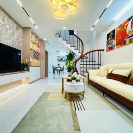 SIÊU PHẨM QUẬN BA ĐÌNH NHÀ ĐẸP Ở NGAY FULL NỘI THẤT