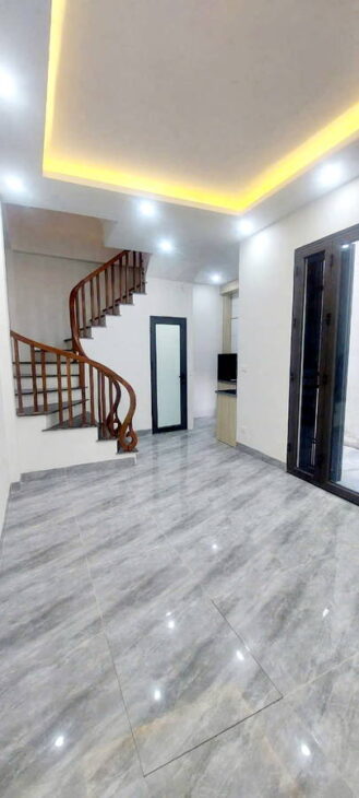 BÁN NHÀ RIÊNG PHỐ ĐÀM QUANG TRUNG- LONG BIÊN,45/30 M2, 5 TẦNG, 5.65 TỶ.