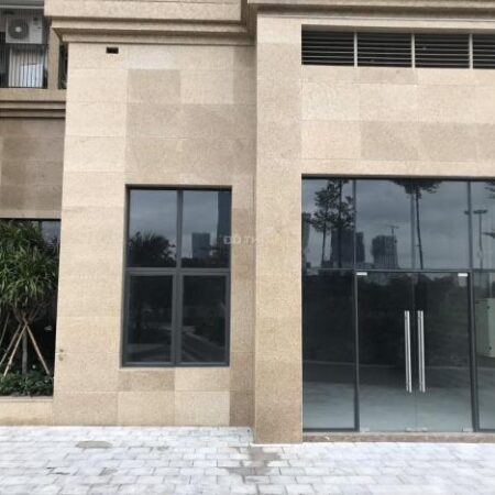 Bán gấp shophouse chân đế tòa D’Capitale Trần Duy Hưng, dòng tiền 30 triệu/tháng. Bán gấp shophouse chân đế tòa D’Capitale Trần Duy Hưng, dòng tiền 30 triệu/tháng.