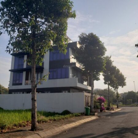 Bán đất biệt thự Quận 9 Không gian sống đẳng cấp, đầu tư lợi nhuận cao. Bán đất biệt thự Quận 9 Không gian sống đẳng cấp, đầu tư lợi nhuận cao.