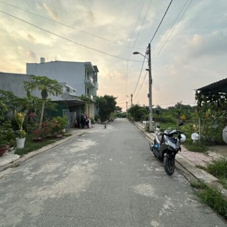 Đất phân lô 4x20m – Gò Cát Phú Hữu Q9 – đường nhựa 8m có vỉa hè – giá 3,98 tỷ