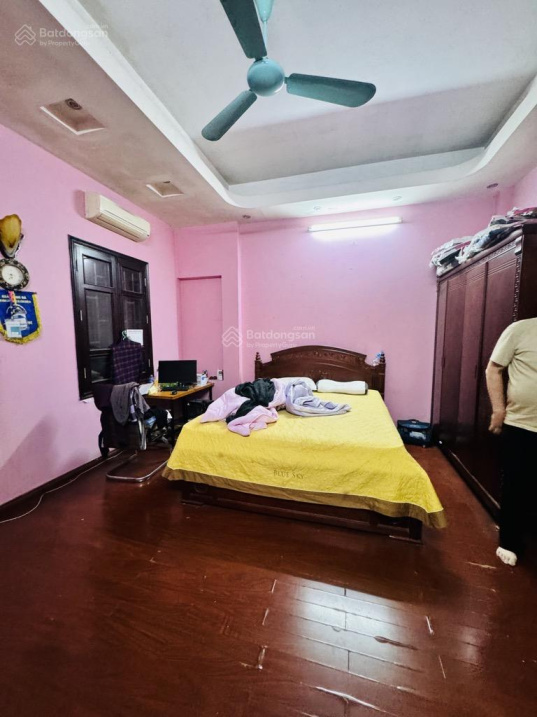 HIẾM NGUYỄN KHÁNH TOÀN 75m2 – 5 TẦNG, DÂN XÂY – LÔ GÓC – GARA Ô TÔ – Ô CHỜ THANG MÁY – 50M RA PHỐ