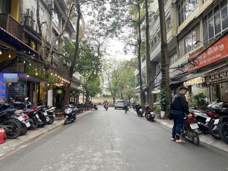 Phố Cafe Nguyên Hồng – ô tô tránh – vỉa hè – 55m chỉ 27 tỷ