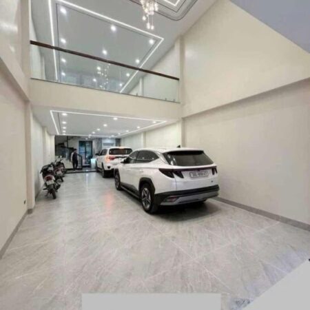 Siêu phẩm Nguyễn Văn Cừ, 102m x 8 tầng, thang máy, kinh doanh, ôtô tránh