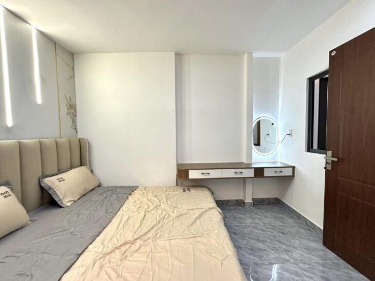 Căn Nhà 6 Tầng Mặt Tiền: Cơ Hội Hiếm Có